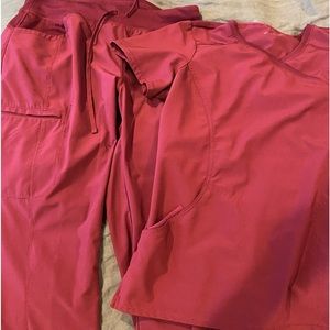 2 pair womens Cherokee infinity scrubs size large